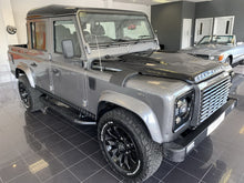 Afbeelding in Gallery-weergave laden, Land Rover Defender 110 Black Edition Treeplanken Side Steps