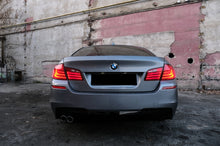 Afbeelding in Gallery-weergave laden, BMW 5-serie Complete M bodykit geschikt voor BMW F10 (2011-up) M-Design